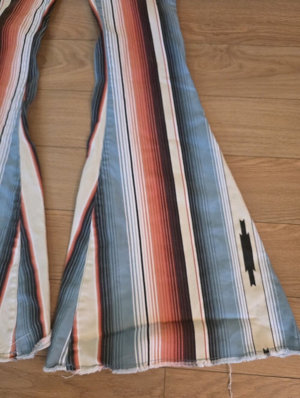 Ranch Dress'n Striped Super Flare Jeans- 2 - Picture 6 of 10